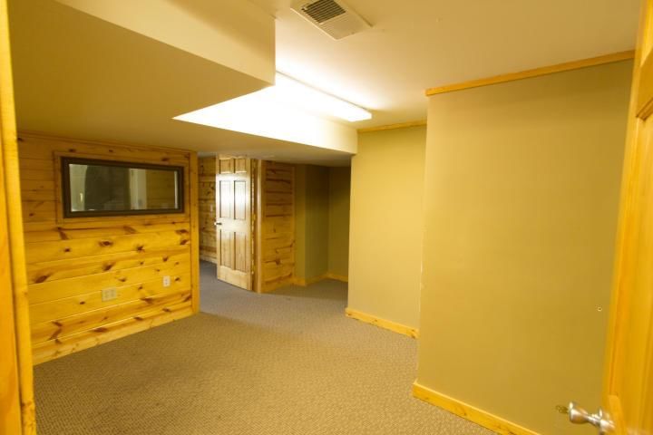 1506 S Riverside Road — photo 23