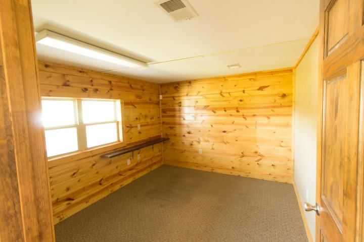 1506 S Riverside Road — photo 25