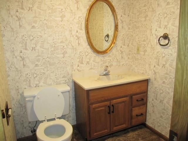 617 Greenbriar Terrace — photo 27