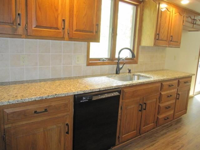 617 Greenbriar Terrace — photo 9