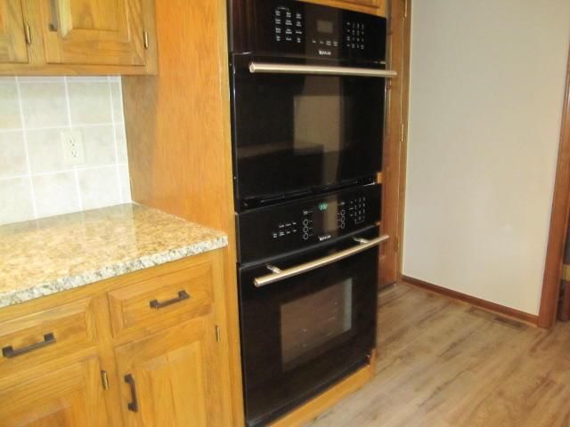 617 Greenbriar Terrace — photo 10