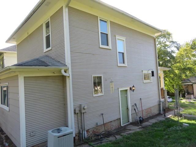 2415 S 12 Street — photo 12