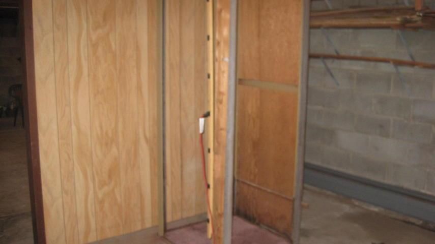 201 E 8th Street — photo 19