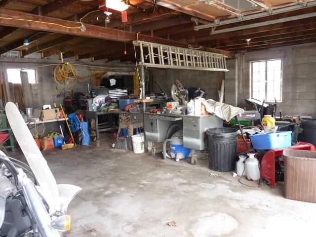2406 Center Drive — photo 33