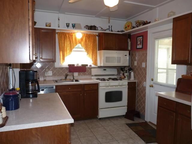 2406 Center Drive — photo 10
