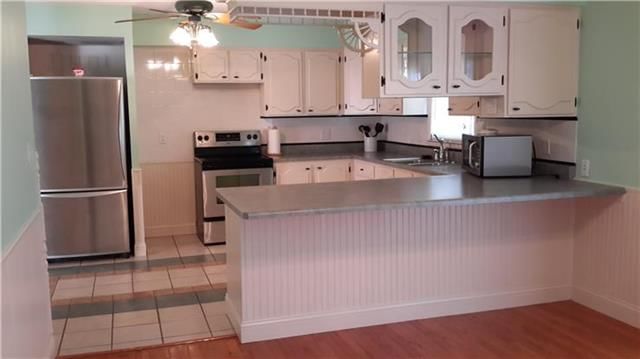 409 CLINTON Drive — photo 12