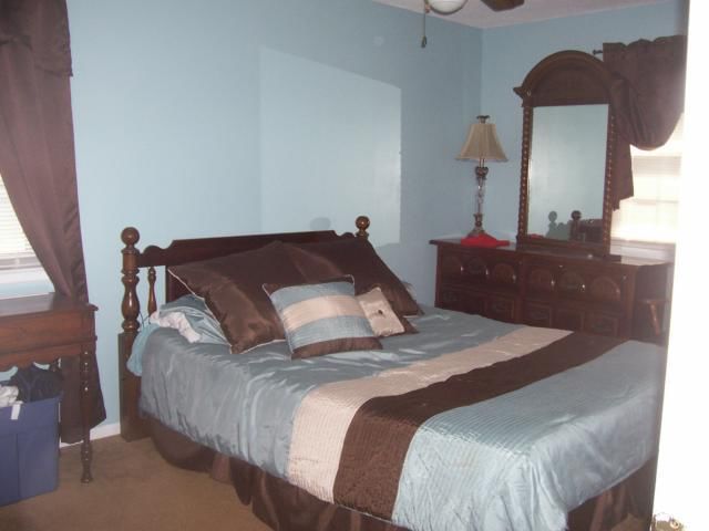 409 CLINTON Drive — photo 14