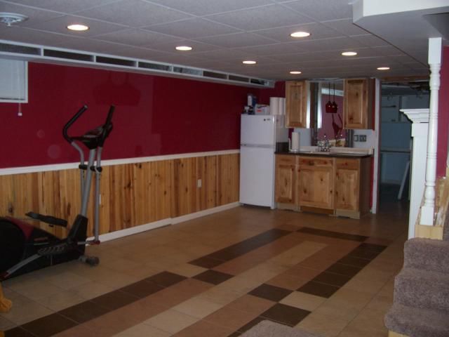 409 CLINTON Drive — photo 16