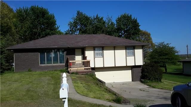 409 CLINTON Drive — photo 5
