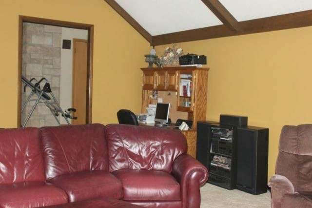1 Neumann Drive — photo 9