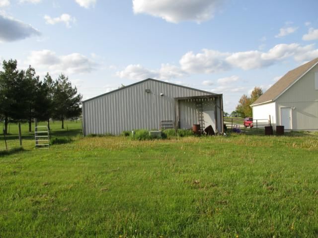 34105 E 150 Highway — photo 16