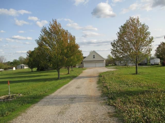 34105 E 150 Highway — photo 3