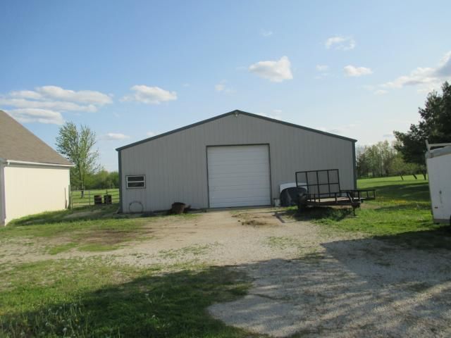 34105 E 150 Highway — photo 4