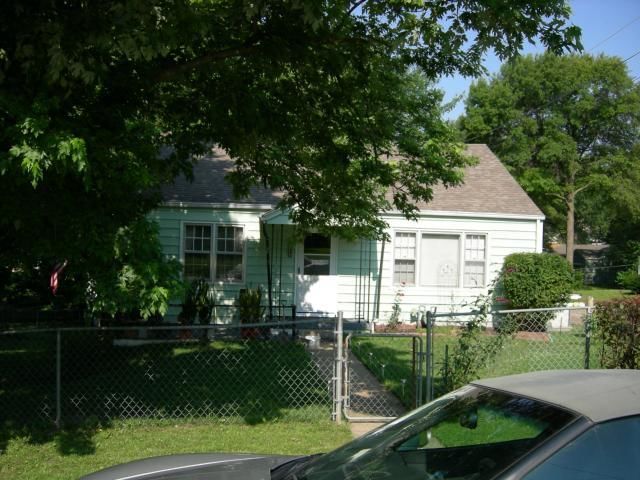 3324 N 57th Street — photo 2