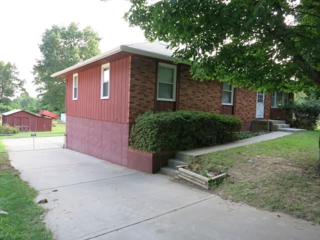 1223 E 25TH Street — photo 2