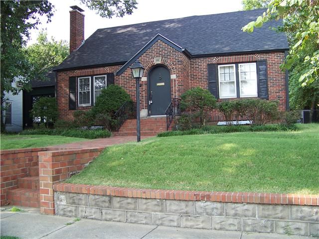 205 E Culton Street — photo 3