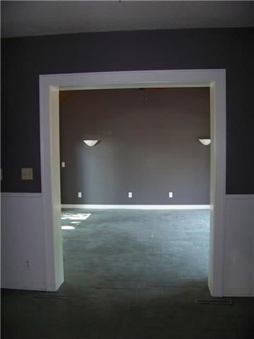 205 E Culton Street — photo 9