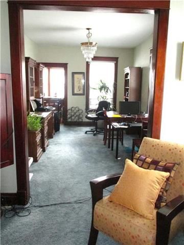 217 N Jackson Avenue — photo 10