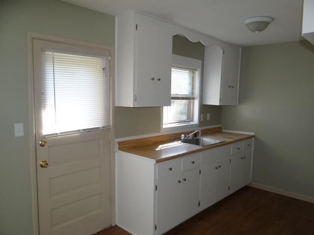 5121 OTTAWA Street — photo 7