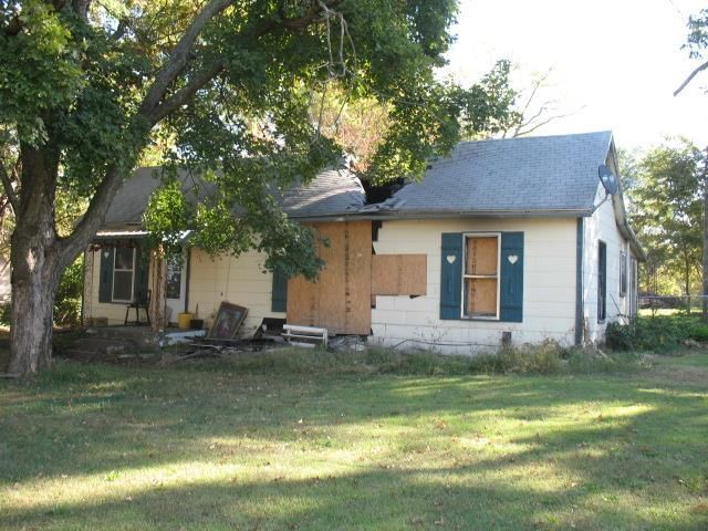 28825 Windsor Road — photo 2