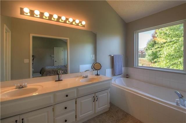 5840 Meadowsweet Lane — photo 14