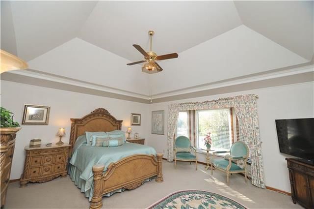 101 The Woodlands Drive — photo 14