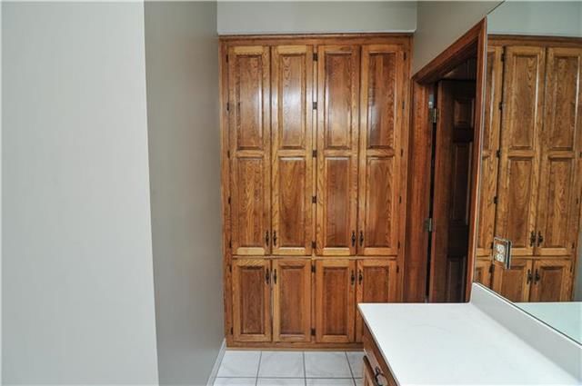 101 The Woodlands Drive — photo 18