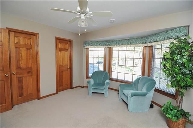 101 The Woodlands Drive — photo 19