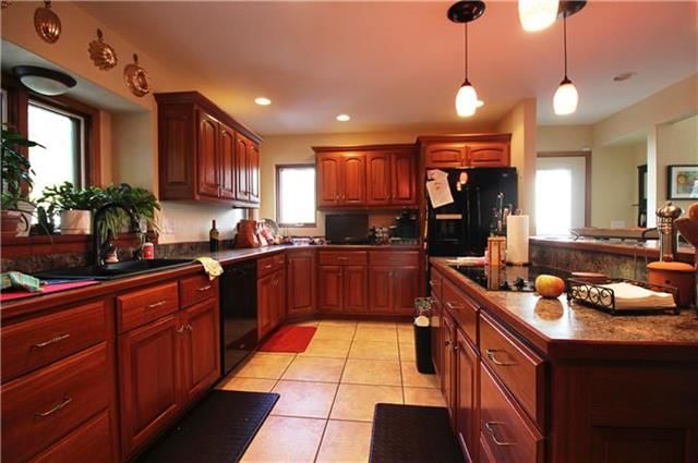 6856 Lake Ridge Parkway — photo 3