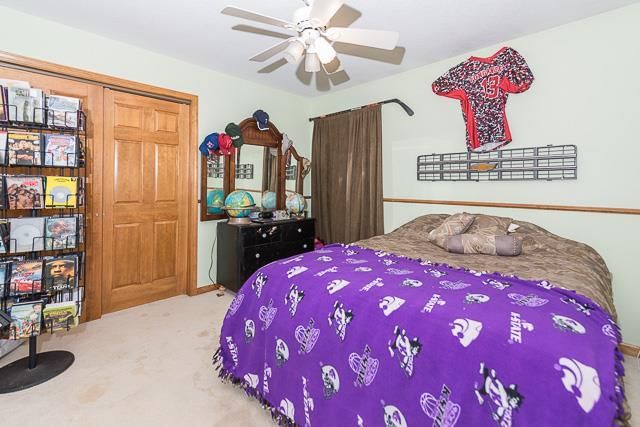 270 Willis Drive — photo 10