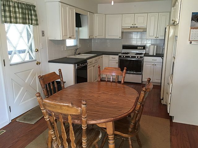 104 S Downey Avenue — photo 5