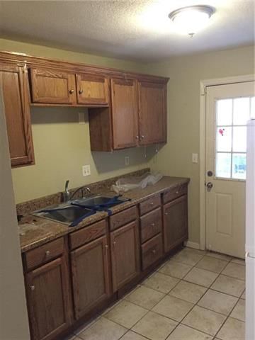 1601 ROSEDALE Drive — photo 14