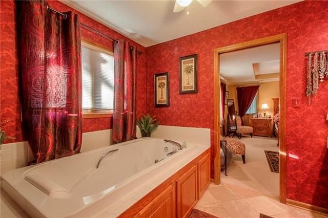 3700 S GRAND Avenue — photo 12
