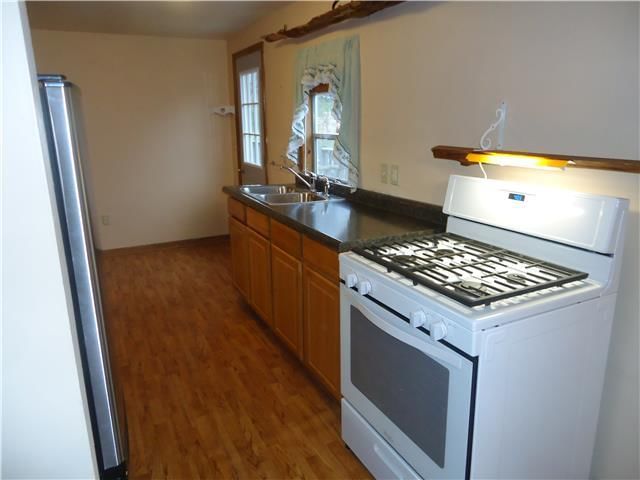 721 Division Street — photo 7