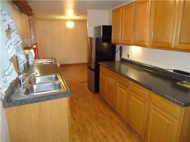 721 Division Street — photo 8