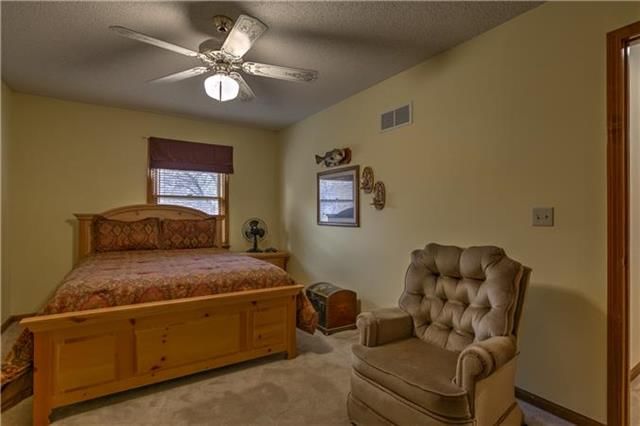7758 Pflumm Court — photo 18