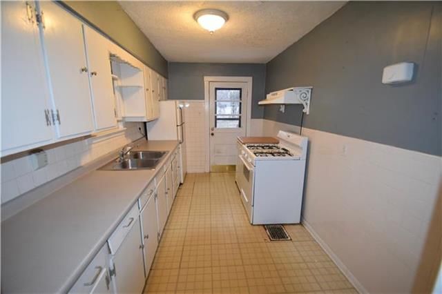 510 W 77 Street — photo 8