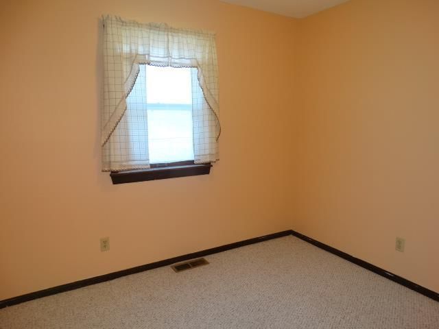 207 Ellis Place — photo 17