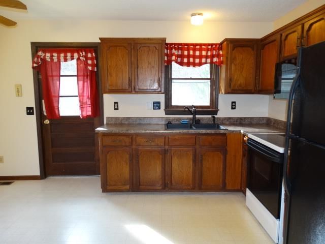 207 Ellis Place — photo 9