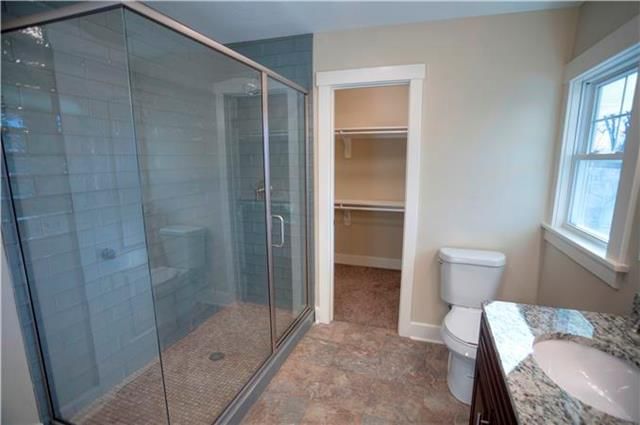 615 W 59TH Terrace — photo 13