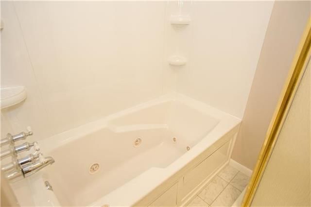 5318 N Highland Avenue — photo 12