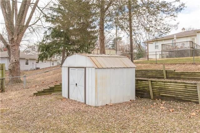5318 N Highland Avenue — photo 20