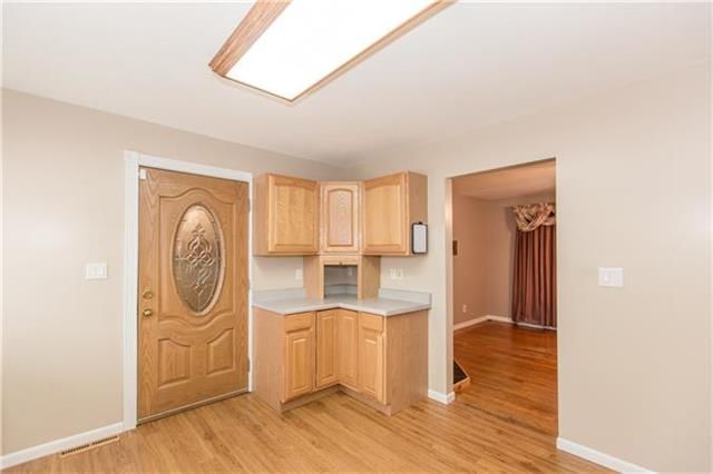 5318 N Highland Avenue — photo 7