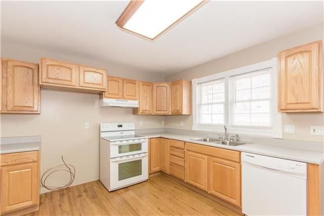 5318 N Highland Avenue — photo 8
