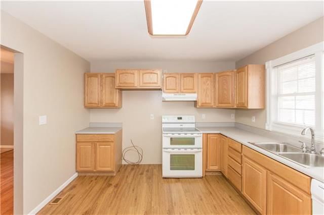 5318 N Highland Avenue — photo 9