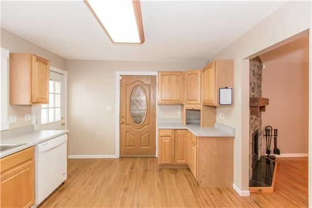 5318 N Highland Avenue — photo 10