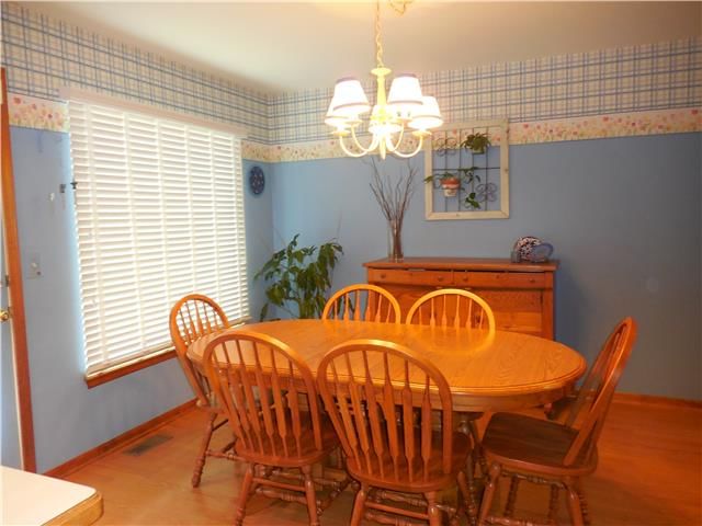 516 S Monroe Street — photo 8