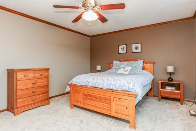 8113 WOODSTONE Street — photo 11