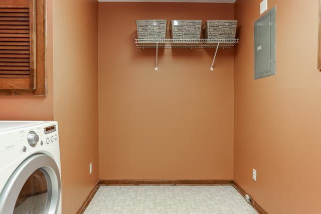 8113 WOODSTONE Street — photo 21