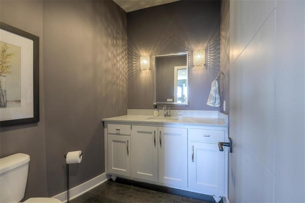 10405 N Brooklyn Avenue — photo 24